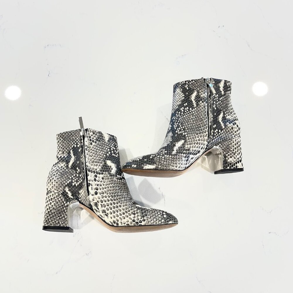 Essex Lane Women's Real leather booties Size 6M
